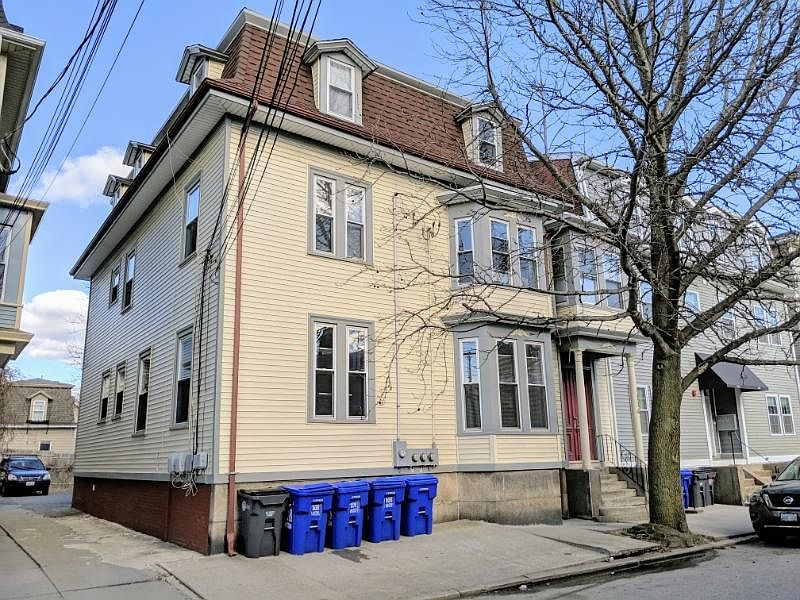 1st image of 114 Vinton St #2: