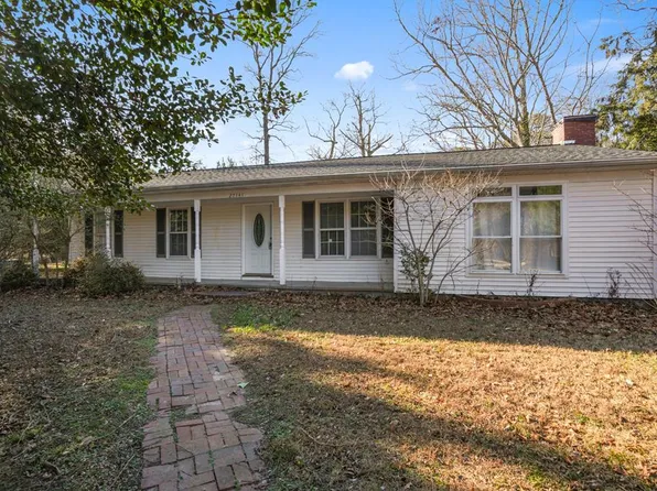 27141 Barnes Cir, Parksley, VA 23421