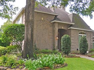 2715 Cedarville Dr, Kingwood, TX 77345