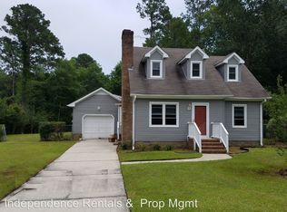 407 S Brookside Ct, Jacksonville, NC 28540