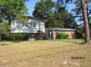 2 Maripat Cir, Thomasville, NC 27360