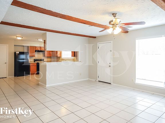 4th image of 1838 Wood Orchard Dr