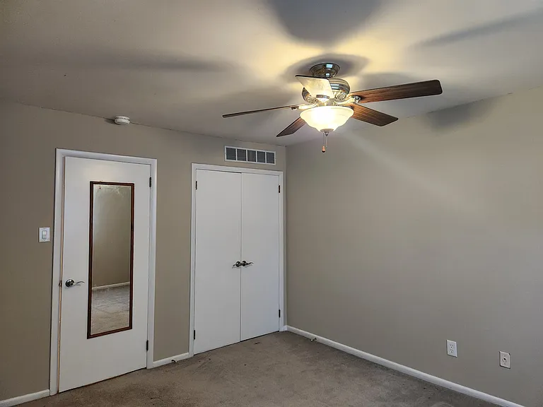 1344 Rolling Glen Dr — Photo 10