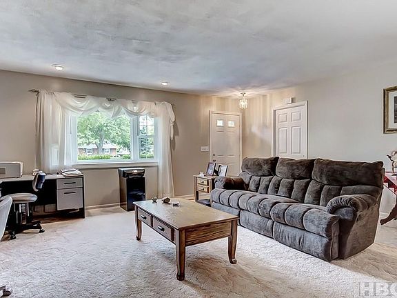 4th image of 1231 Glen Meadow Dr
