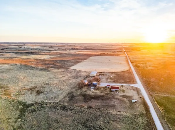 191314 E County Road 47, Fargo, OK 73840