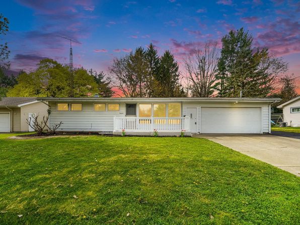 3027 Haskell St, Kalamazoo, MI 49006