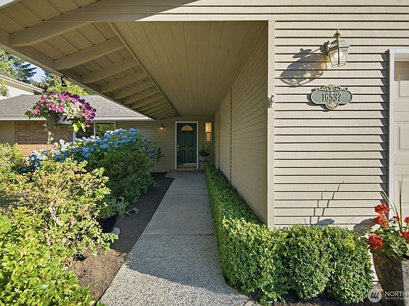 5th image of 16537 SE 45th Place