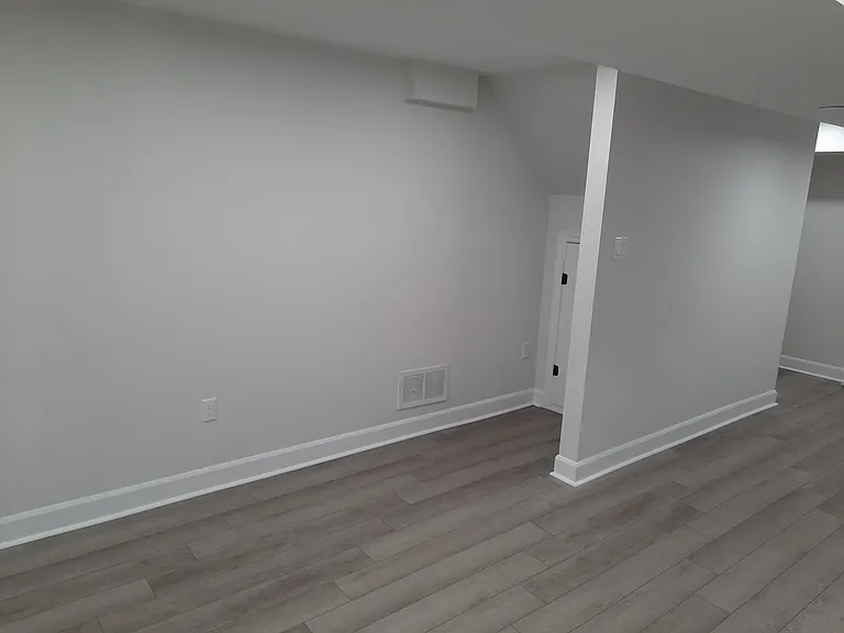 59 Courtney Cres — Photo 15