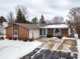 24 Greves Ct, Appleton, WI 54914