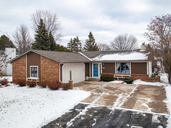 24 Greves Ct, Appleton, WI 54914