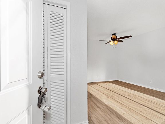 4th image of 6200 W Tidwell Rd APT 1613