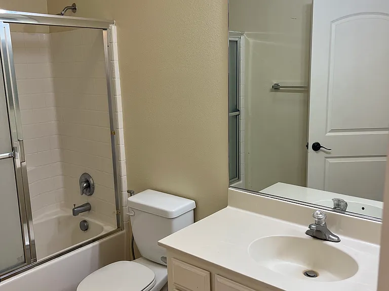 6901 Laurel Canyon Blvd #211 — Photo 16