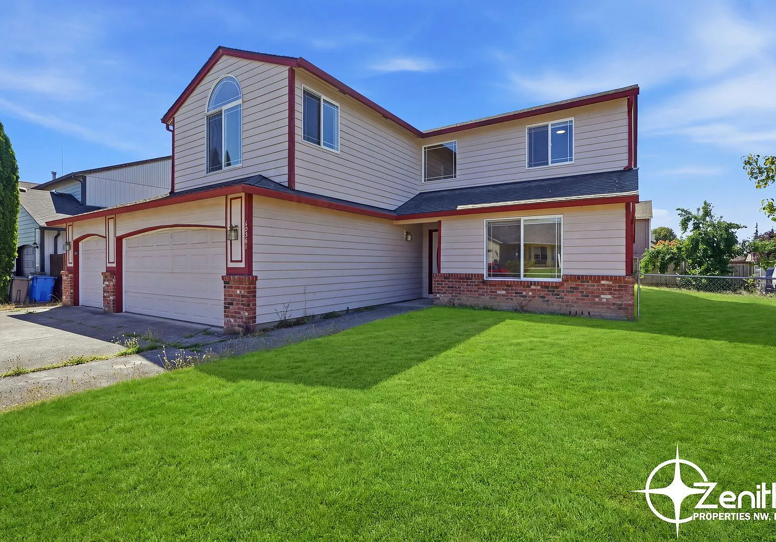 4 bed, 2.5 bath, 2484 sqft, $2,995 — Photo 1