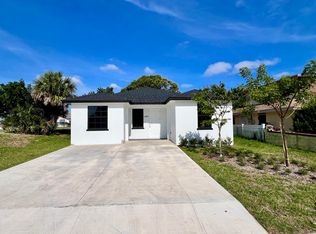1580 W 32nd St, Riviera Beach, FL 33404