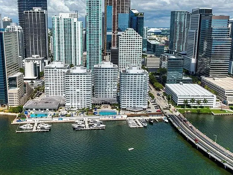 905 Brickell Bay Dr #9 — Photo 21