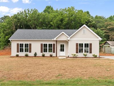 7956 Glade St, Rural Hall, NC, 27045