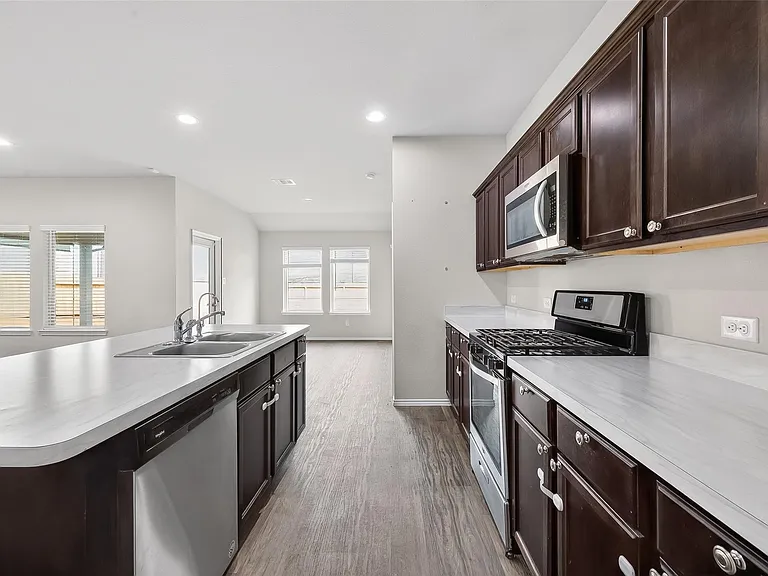 20926 Belmont Village Way — Photo 12