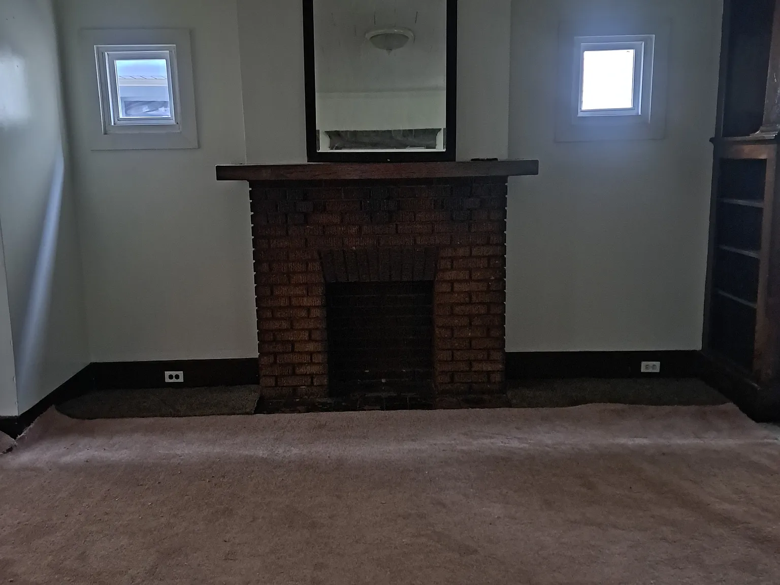 3 bed, 2800 sqft, $900 — Photo 2