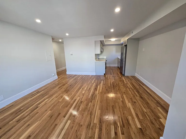 94 Beaconsfield Rd #201 — Photo 12