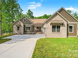 4527 Burrenfort Dr, Denver, NC 28037
