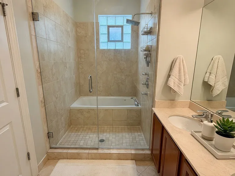 2243 N Lister Ave #401 — Photo 17