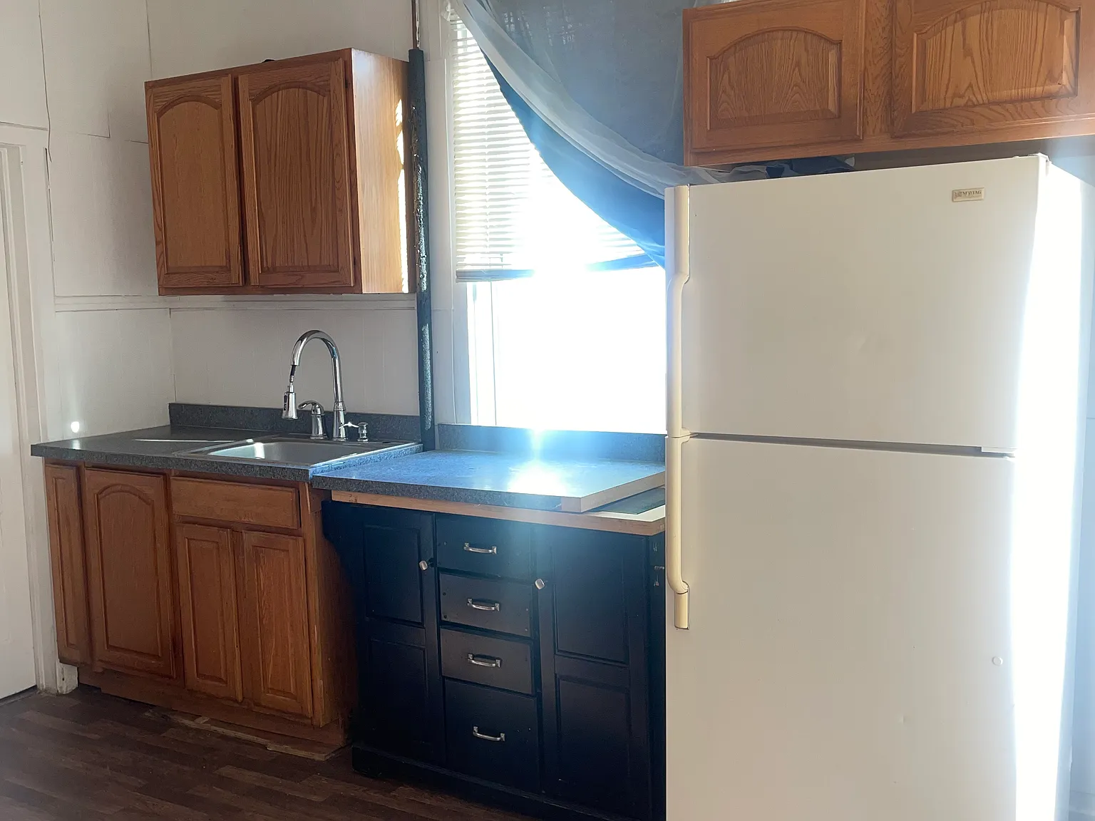 2 bed, 17000 sqft, $1,200 — Photo 4