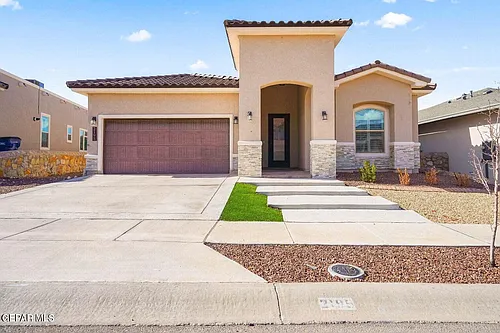 2195 Enchanted Crest Dr Photo 1