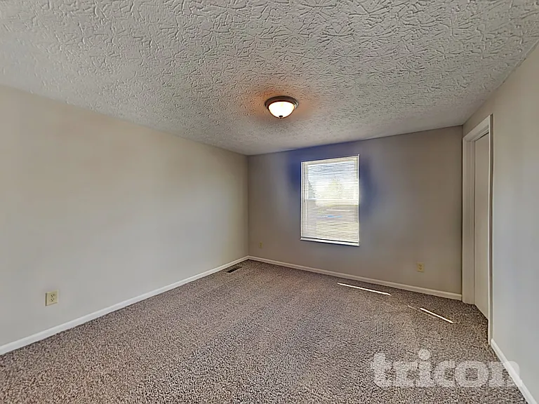 3708 W 42nd Ter — Photo 23