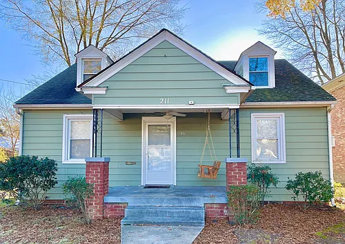 211 Jefferson Ave Photo 1