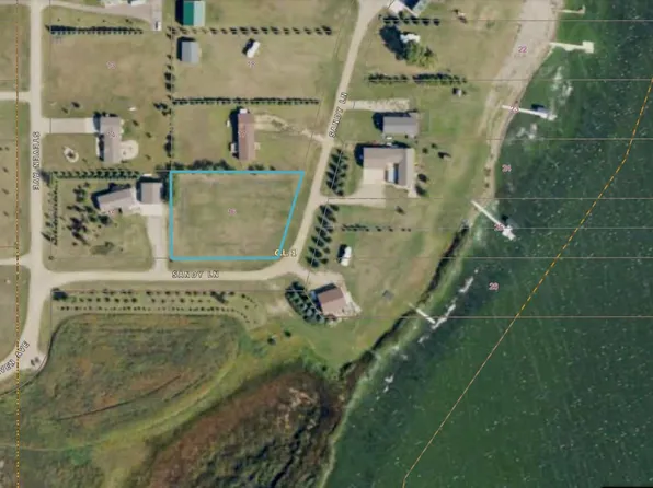 16 Scoobys Point, Devils Lake, ND 58301