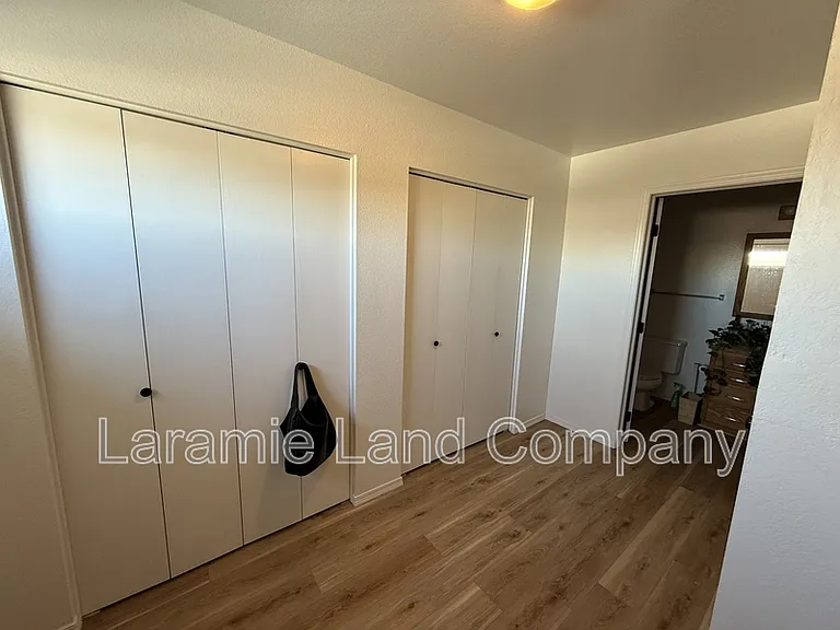 1736 Sanders Dr — Photo 10