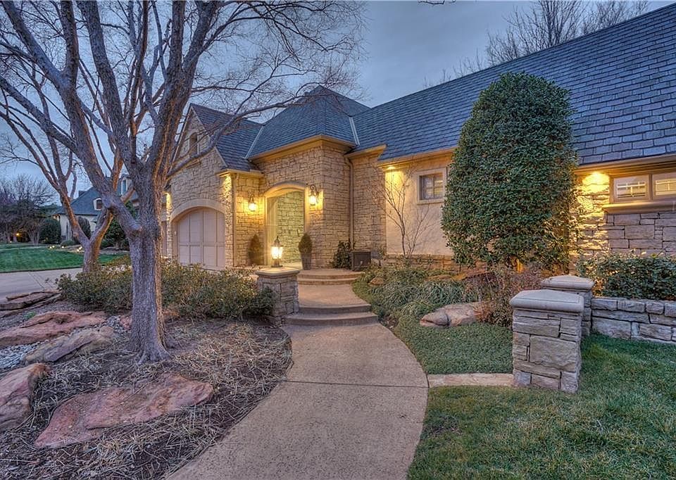 1st image of 14216 Calais Cir