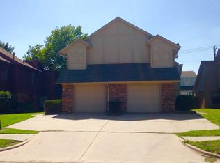 310 Town Park Rd, Norman, OK 73072