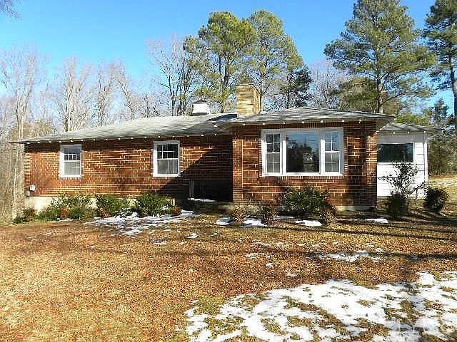 1608 Noblin Dr photo 1