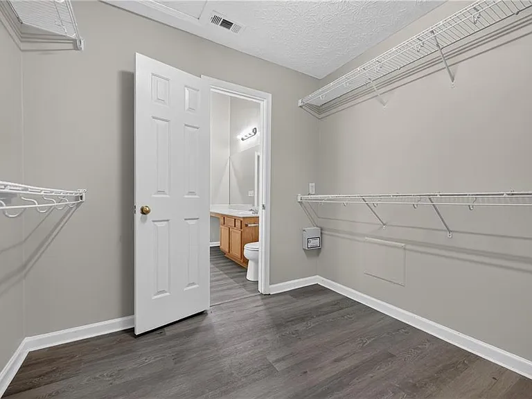 437 Waterbury Way — Photo 16