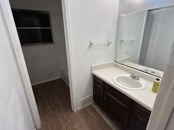 4th image of 206 Pine Meadow Dr #A