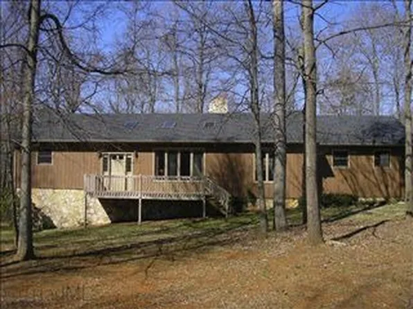 3621 Cedar Trl, Thomasville, NC 27360