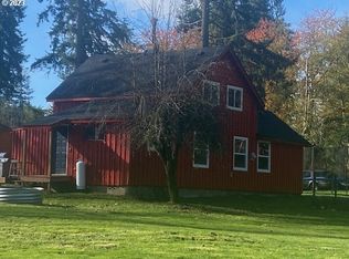 302 S Silver Lake Rd, Castle Rock, WA 98611