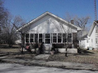 1007 Tulip St, Mitchell, IN 47446