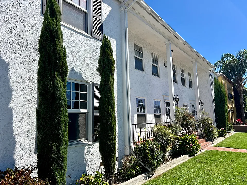 78 Quincy Ave