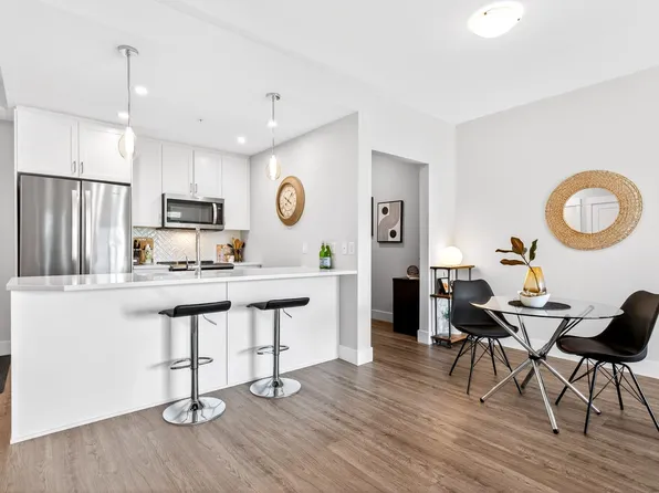 2180 Kelly Ave #4506, Pt Coquitlam, BC V3C 3B1