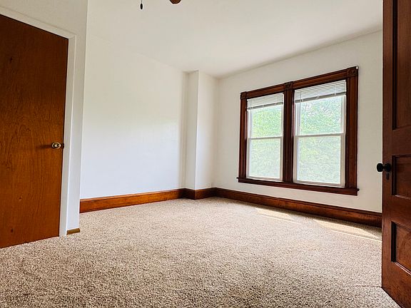 3rd image of 46 W Gibson St