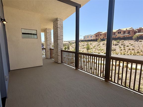 3rd image of 27430 Creekwood Ln