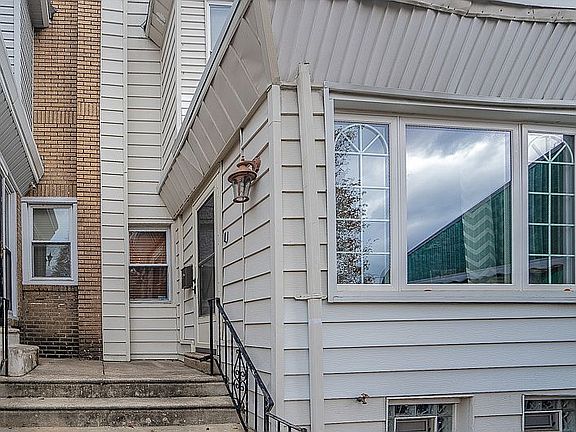 2nd image of 5763 Haddington St