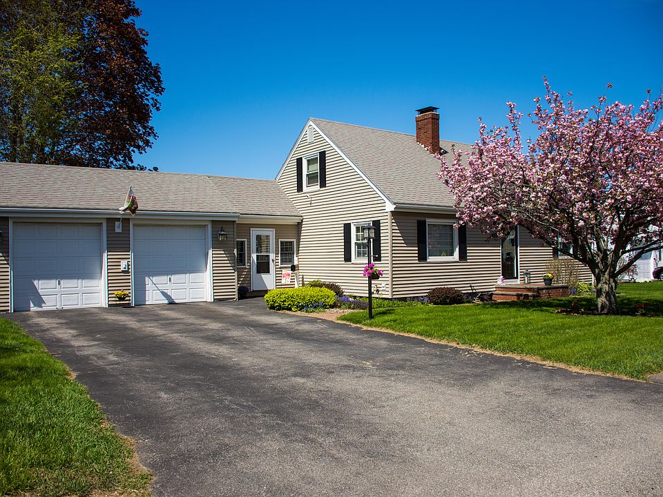 118 Conant St, Danvers, MA 01923 Zillow