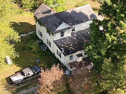 3rd image of 21358 Perimeter Rd