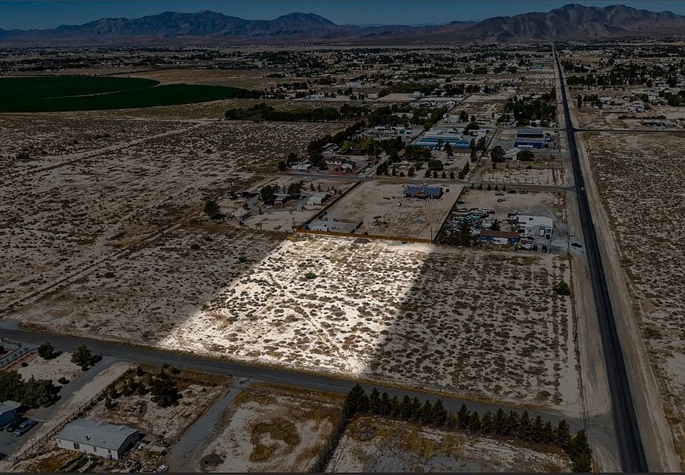 1st image of 1940 N Saddle Horn Ln