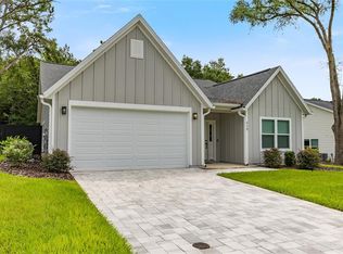 213 SW 246th Way, Newberry, FL 32669