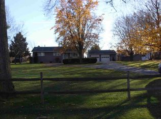1095 Lotus Dr, Erie, MI 48133