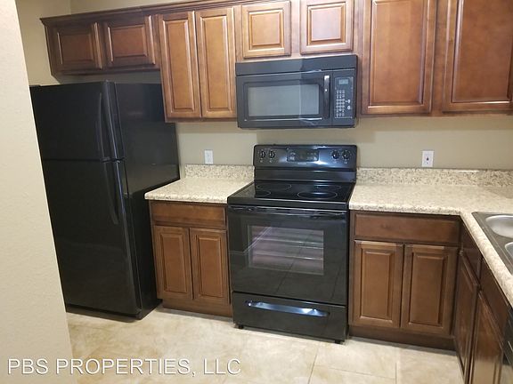 3rd image of 4076 N Sunflower Cir